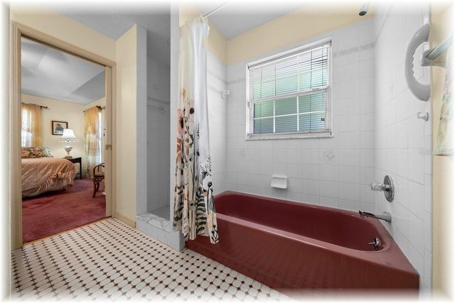 8740 SE 61 AVENUE, Ocala, FL 34472