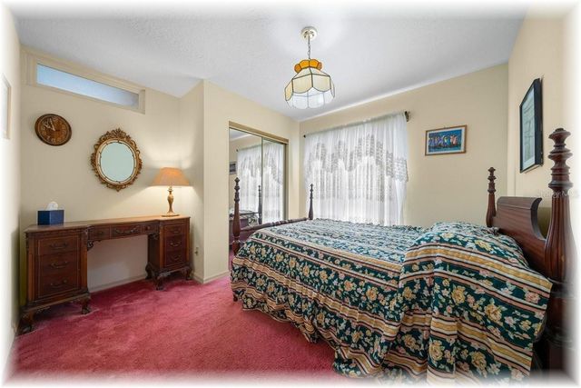 8740 SE 61 AVENUE, Ocala, FL 34472