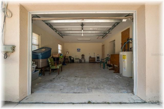 8740 SE 61 AVENUE, Ocala, FL 34472