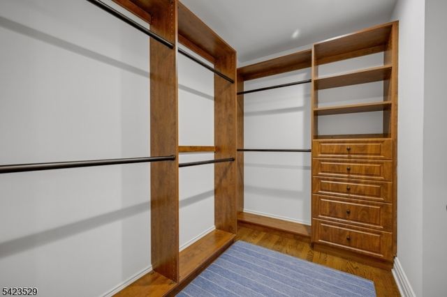 5 Green Way, New Providence Boro, NJ 07974