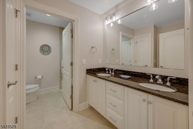 5 Green Way, New Providence Boro, NJ 07974