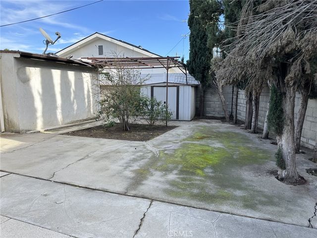 6443 Longridge, Van Nuys, CA 91401