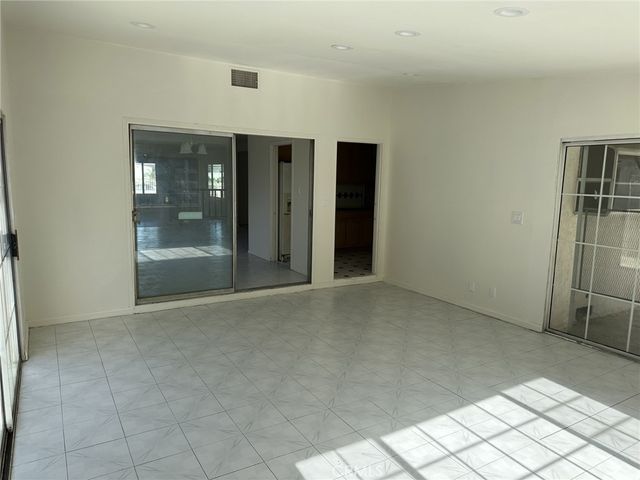 6443 Longridge, Van Nuys, CA 91401