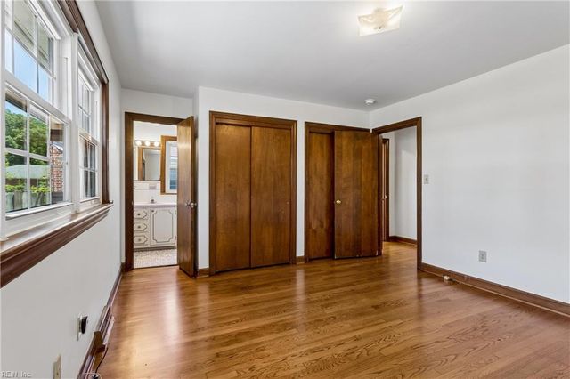 1667 Neptune DR, Hampton, VA 23669