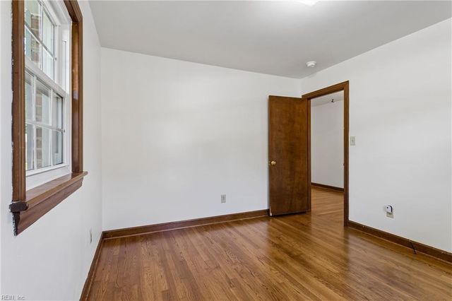 1667 Neptune DR, Hampton, VA 23669