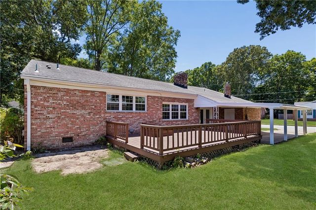 1667 Neptune DR, Hampton, VA 23669