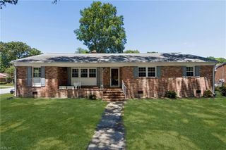 1667 Neptune DR, Hampton, VA 23669