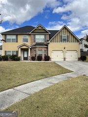921 Prather Court, Loganville, GA 30052