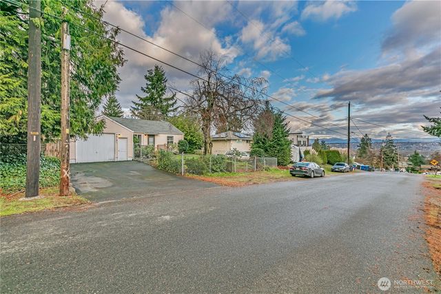 4812 S 172nd Place, Seatac, WA 98188