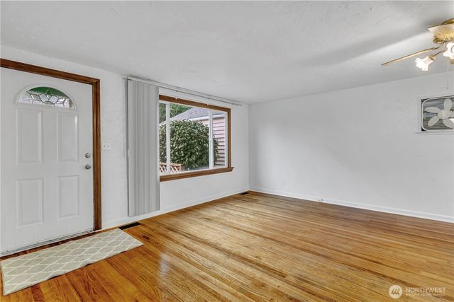 4812 S 172nd Place, Seatac, WA 98188