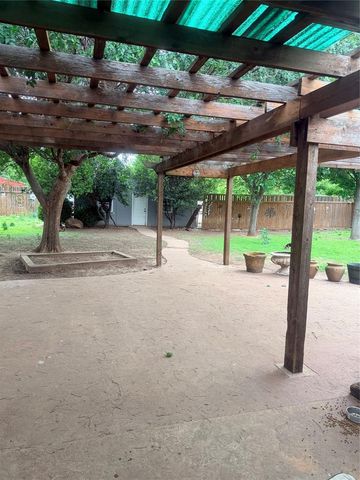 1603 N Ann Arbor Avenue, Oklahoma City, OK 73127