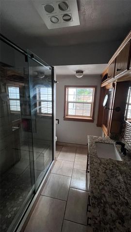 1603 N Ann Arbor Avenue, Oklahoma City, OK 73127