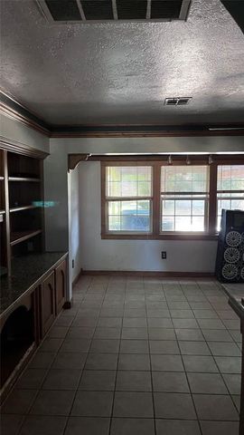1603 N Ann Arbor Avenue, Oklahoma City, OK 73127