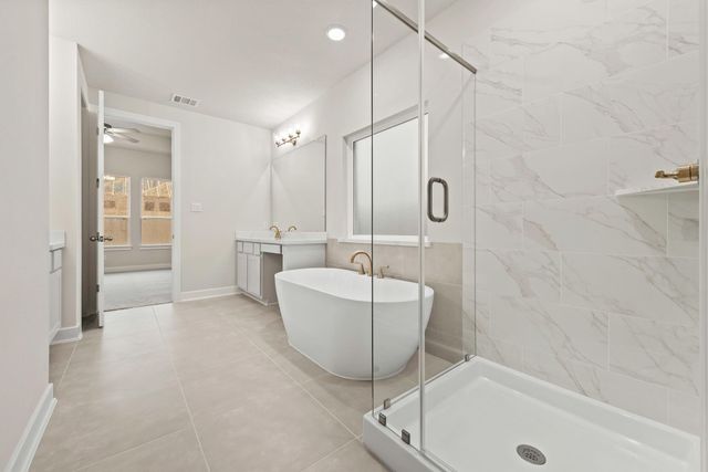 218 Yellow Rosewood Lane, New Caney, TX 77357