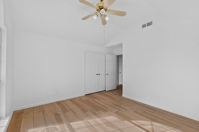 5203 Alta Vista Lane, Arlington, TX 76017