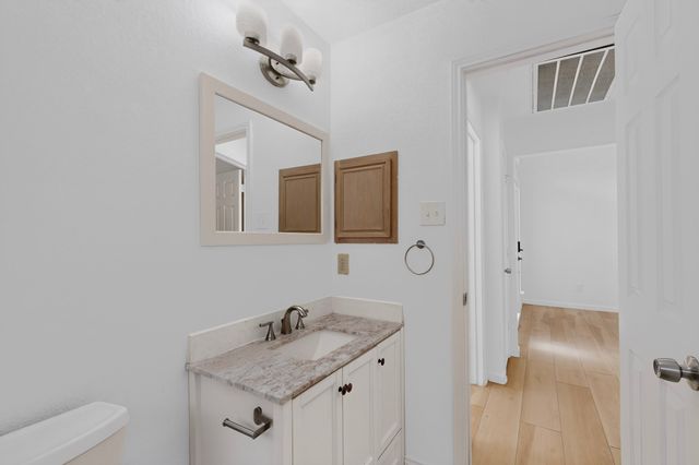5203 Alta Vista Lane, Arlington, TX 76017