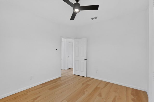 5203 Alta Vista Lane, Arlington, TX 76017