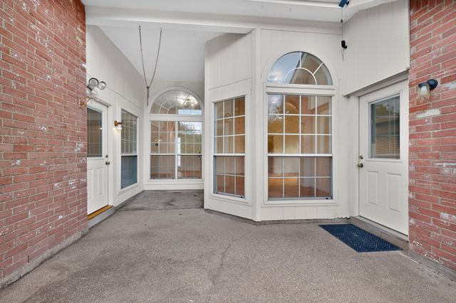 5203 Alta Vista Lane, Arlington, TX 76017