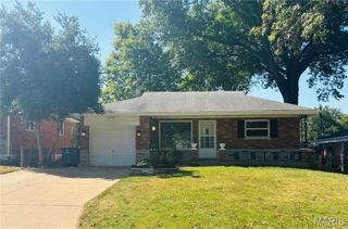 8305 Vasel Drive, St Louis, MO 63123