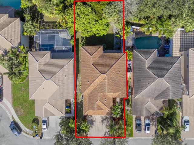 5033 Solar Point Drive, Greenacres, FL 33463