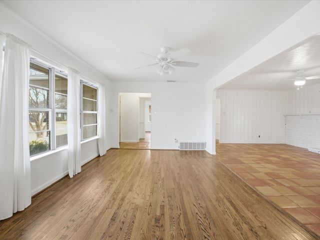 514 W Ridgewood Drive, Garland, TX 75041