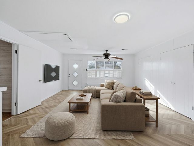 514 W Ridgewood Drive, Garland, TX 75041