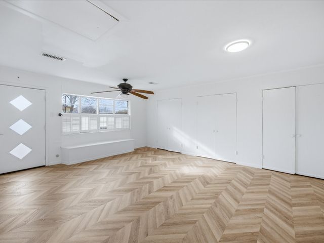 514 W Ridgewood Drive, Garland, TX 75041