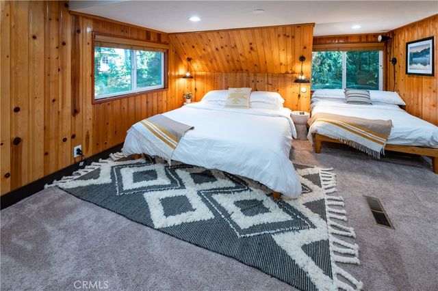 640 Pyramid, Crestline, CA 92325