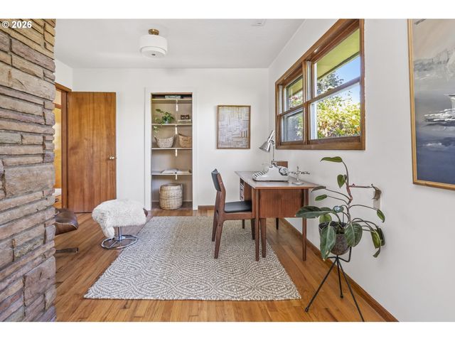 5805 Ne 38th Ave, Portland, OR 97211