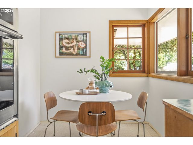 5805 Ne 38th Ave, Portland, OR 97211