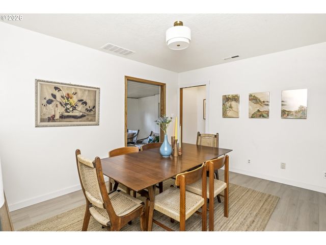 5805 Ne 38th Ave, Portland, OR 97211