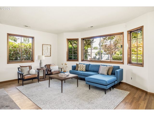 5805 Ne 38th Ave, Portland, OR 97211