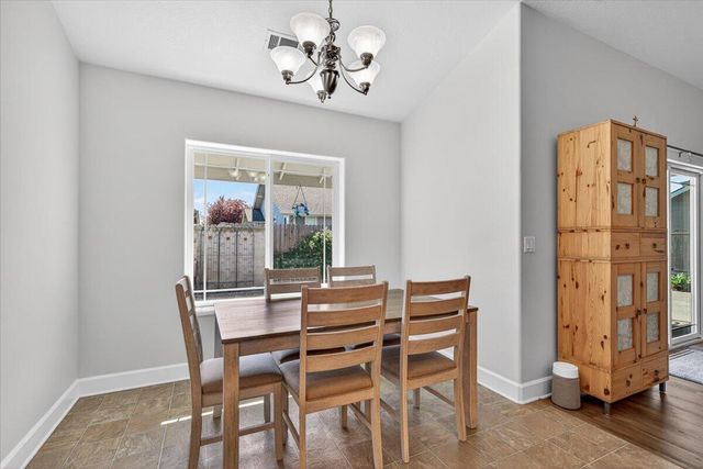 1691 Nunnwood Lane, Grants Pass, OR 97527
