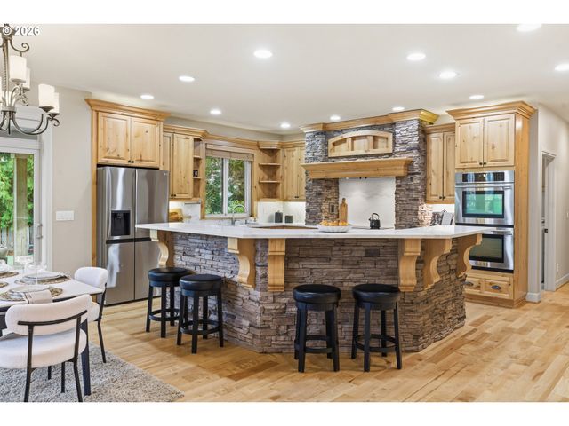 908 Ne 224TH Cir, Ridgefield, WA 98642