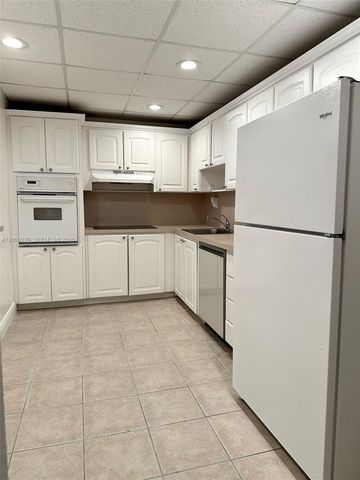 19390 Collins Ave 1510, Sunny Isles Beach, FL 33160