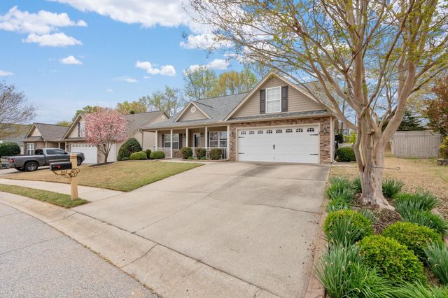 863 Vandenburg Drive, Boiling Springs, SC 29316