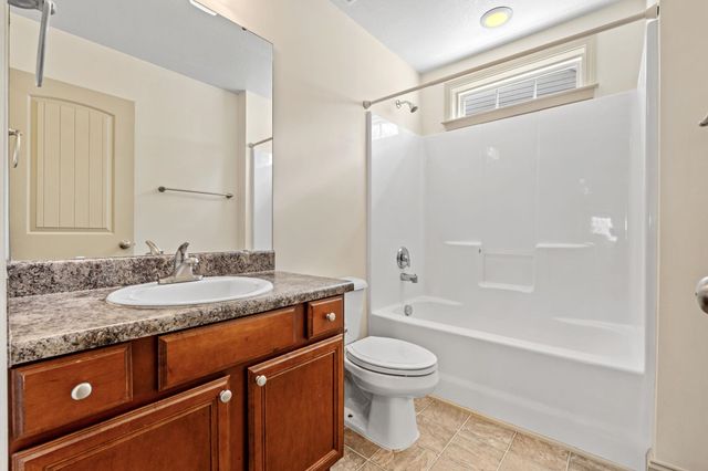 863 Vandenburg Drive, Boiling Springs, SC 29316