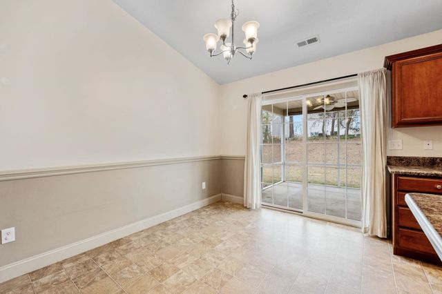 863 Vandenburg Drive, Boiling Springs, SC 29316