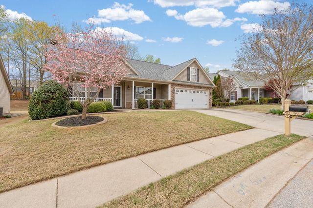 863 Vandenburg Drive, Boiling Springs, SC 29316