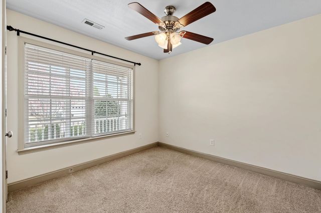 863 Vandenburg Drive, Boiling Springs, SC 29316