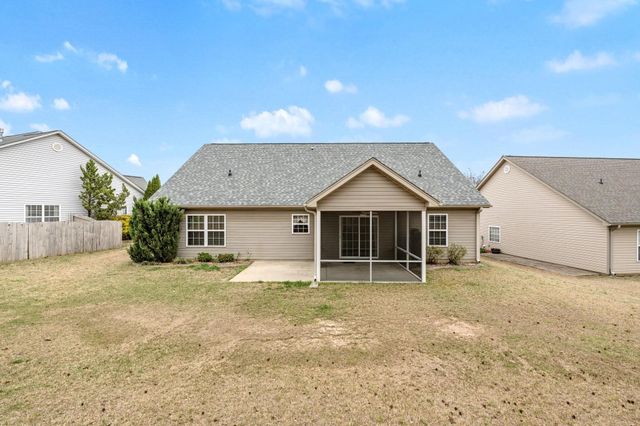 863 Vandenburg Drive, Boiling Springs, SC 29316