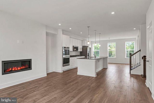 1648 SANDPIPER BAY LOOP, Dumfries, VA 22026