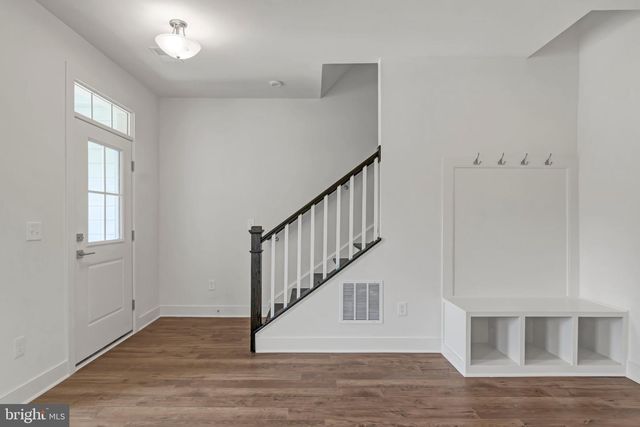 1648 SANDPIPER BAY LOOP, Dumfries, VA 22026