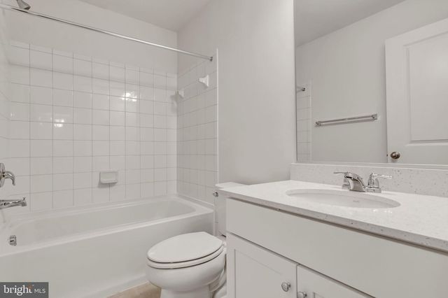 1648 SANDPIPER BAY LOOP, Dumfries, VA 22026