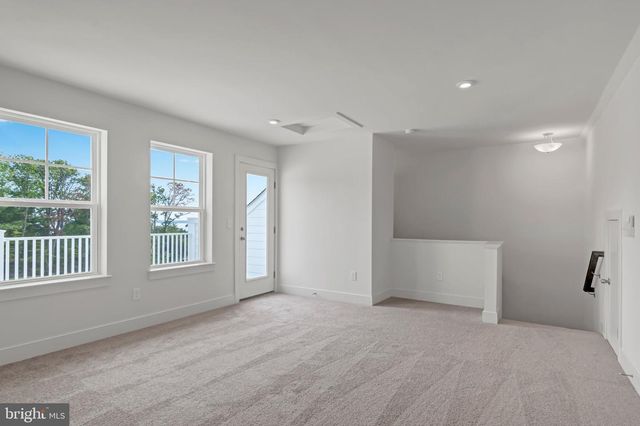 1648 SANDPIPER BAY LOOP, Dumfries, VA 22026