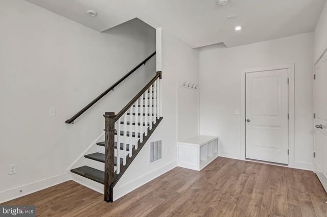 1648 SANDPIPER BAY LOOP, Dumfries, VA 22026