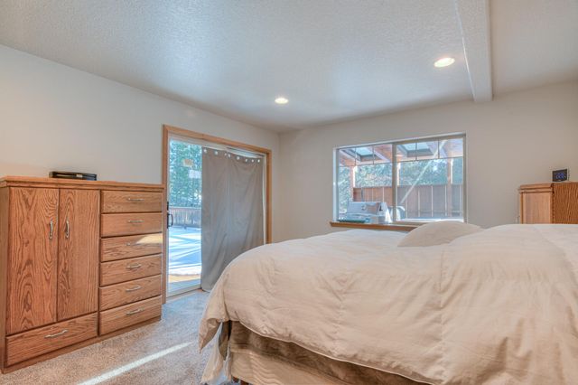 17879 Kodiak Lane, Bend, OR 97707