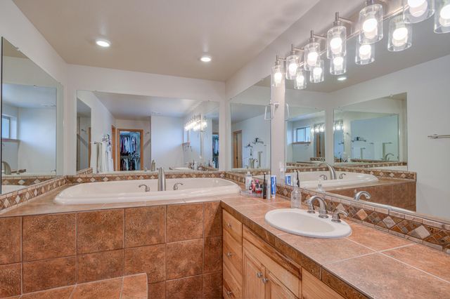 17879 Kodiak Lane, Bend, OR 97707