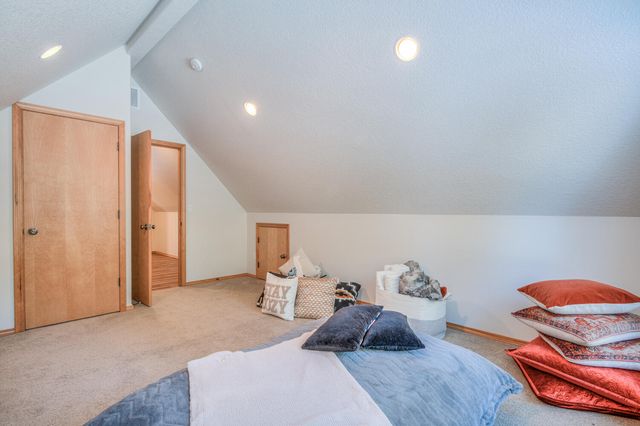 17879 Kodiak Lane, Bend, OR 97707