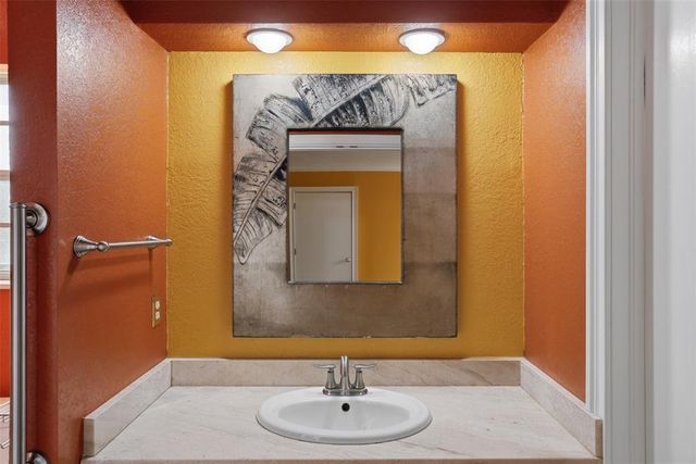 9601 S Allen Drive, Oklahoma City, OK 73139